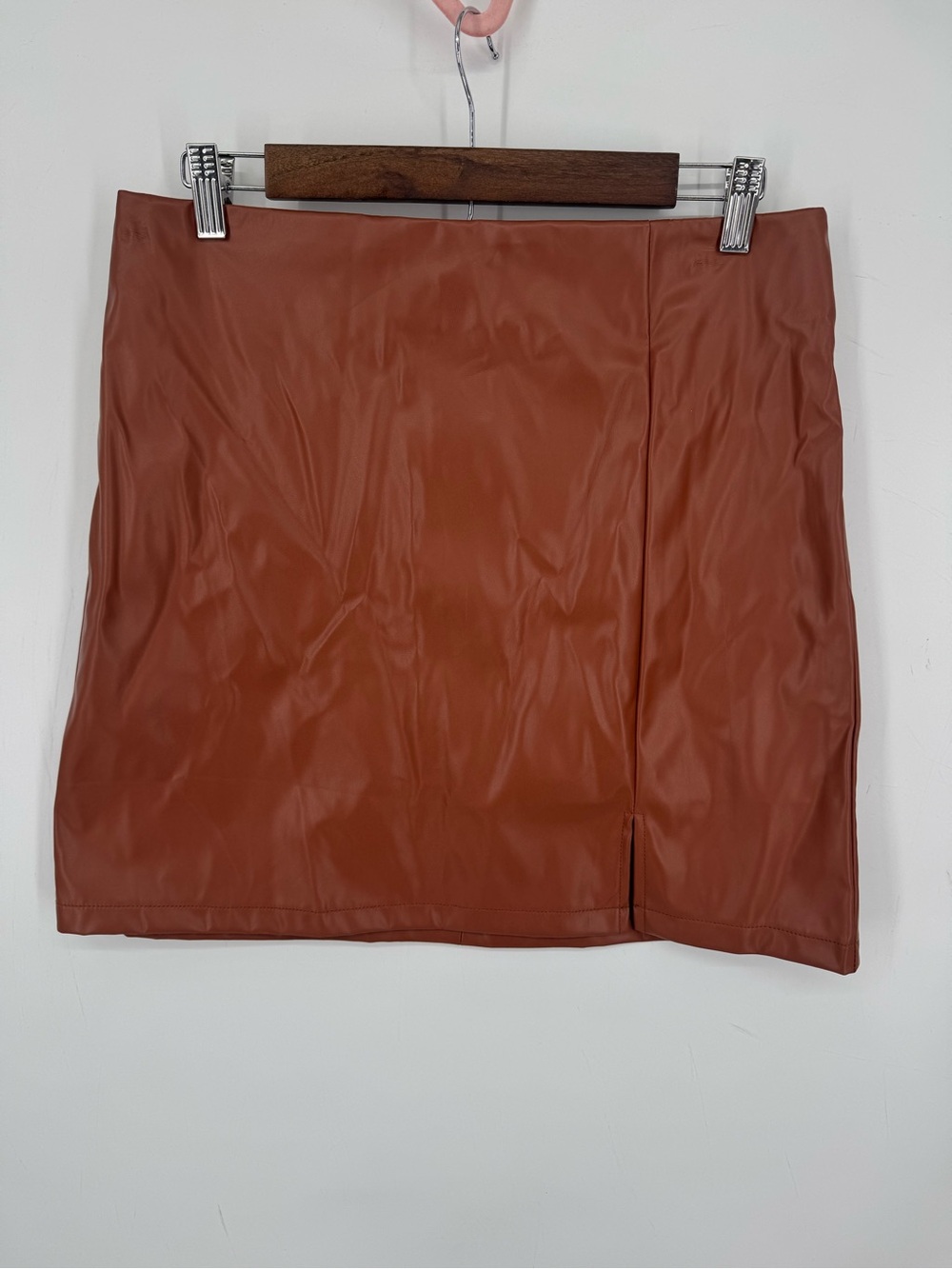L Love Boutique Brown Faux Leather Mini Skirt Neutral Zip Up Size Large NWT